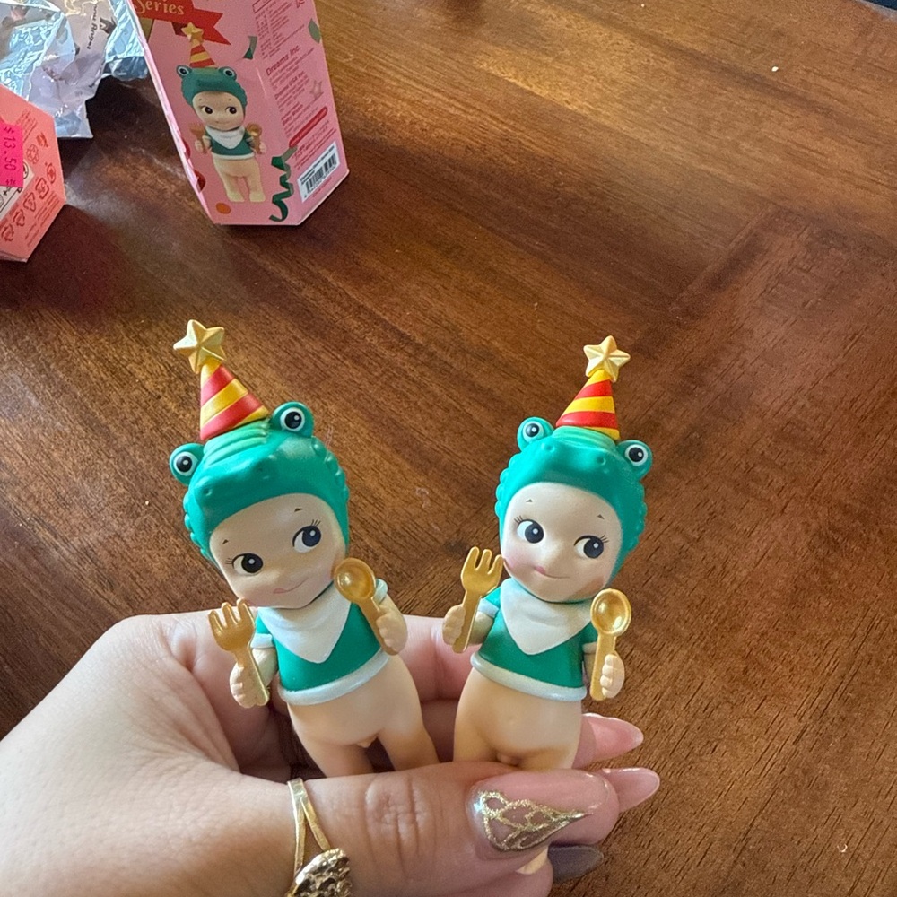 Green Frog Party Hat Kids Toy Figures